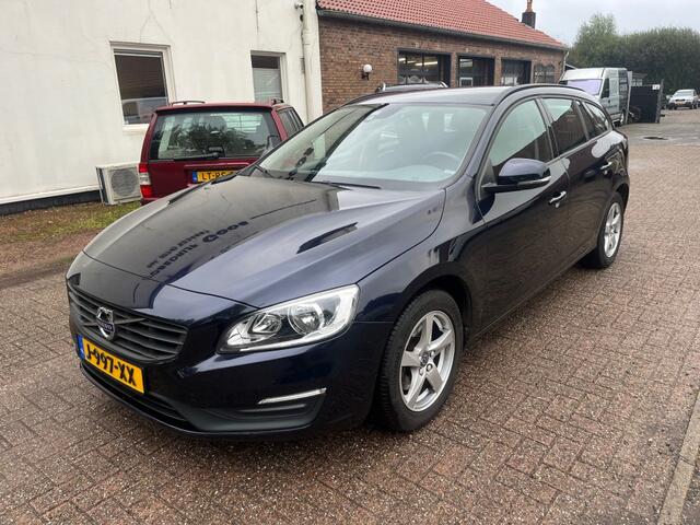 Volvo V60 1.5 T2 Momentum Automaat