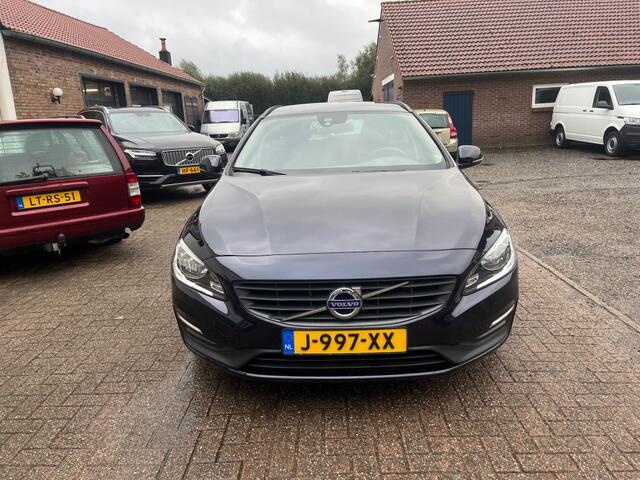 Volvo V60 1.5 T2 Momentum Automaat