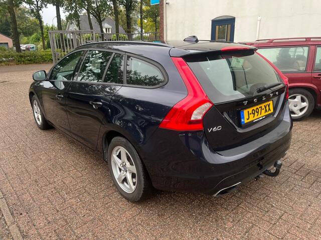 Volvo V60 1.5 T2 Momentum Automaat
