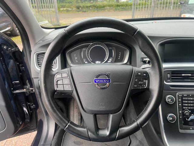 Volvo V60 1.5 T2 Momentum Automaat