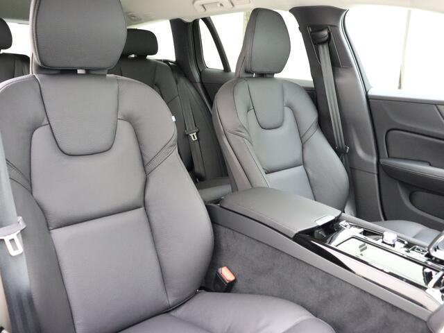 Volvo V60 T6 350pk AWD Essential Edition / NIEUW / DIRECT LEVERBAAR / Adapt. Cruise / BLIS / Leder / 19'' / Donker glas / Stoel + Stuurw. Verwarming /