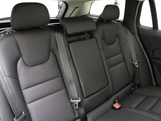 Volvo V60 T6 350pk AWD Essential Edition / NIEUW / DIRECT LEVERBAAR / Adapt. Cruise / BLIS / Leder / 19'' / Donker glas / Stoel + Stuurw. Verwarming /
