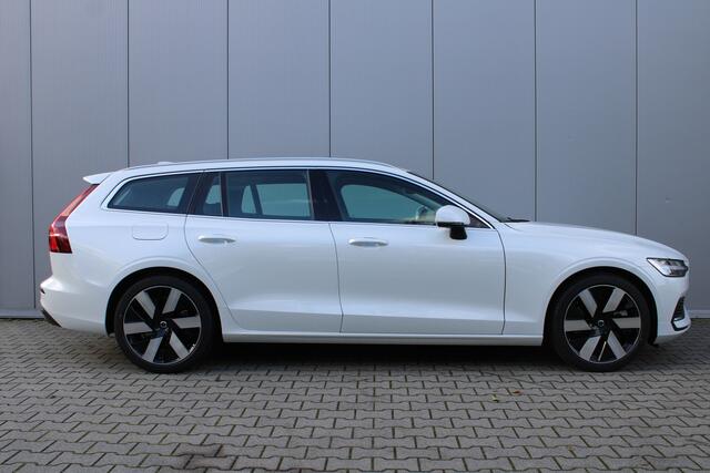 Volvo V60 2.0 T6 Recharge AWD Essential Edition Adaptieve Cruise