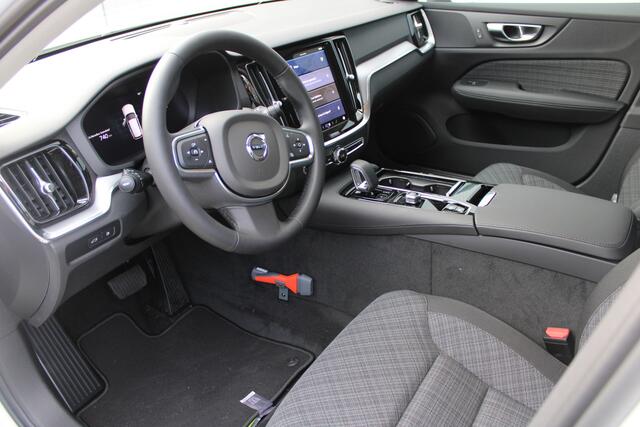 Volvo V60 2.0 T6 Recharge AWD Essential Edition Adaptieve Cruise