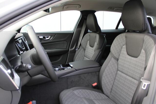 Volvo V60 2.0 T6 Recharge AWD Essential Edition Adaptieve Cruise