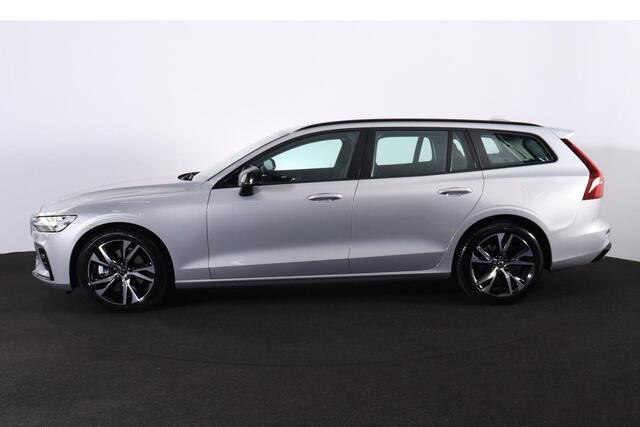Volvo V60 B4 Plus Dark - IntelliSafe Assist & Surround - Verwarmde voorstoelen, stuur & achterbank - Parkeersensoren voor & achter - Elektr. bedienb. voorstoelen met geheugen - Draadloze tel. lader - Elektr. inklapbare trekhaak - 18' LMV