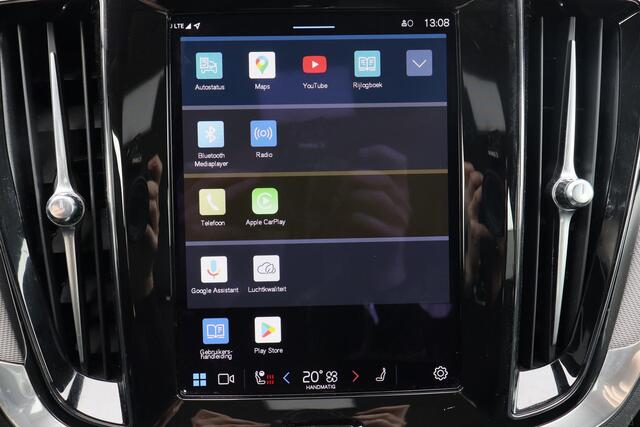 Volvo V60 B4 Plus Dark - IntelliSafe Assist & Surround - Verwarmde voorstoelen, stuur & achterbank - Parkeersensoren voor & achter - Elektr. bedienb. voorstoelen met geheugen - Draadloze tel. lader - Elektr. inklapbare trekhaak - 18' LMV