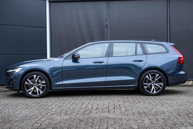 Volvo V60 B3 Automaat Plus Dark | Panoramadak | Premium Audio by Harman Kardon | 360º Camera | Semi elektrische trekhaak | Adaptive Cruise control | Stoel- en stuurverwarming | Verwarmbare achterbank