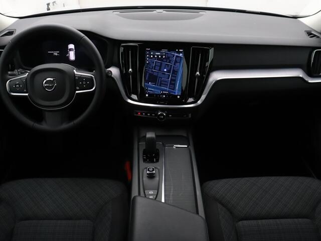Volvo V60 2.0 B3 Essential Edition