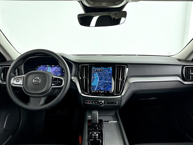 Volvo V60 B4 Plus Dark | Parkeercamera | Stoel- en stuurverwarming | Trekhaak