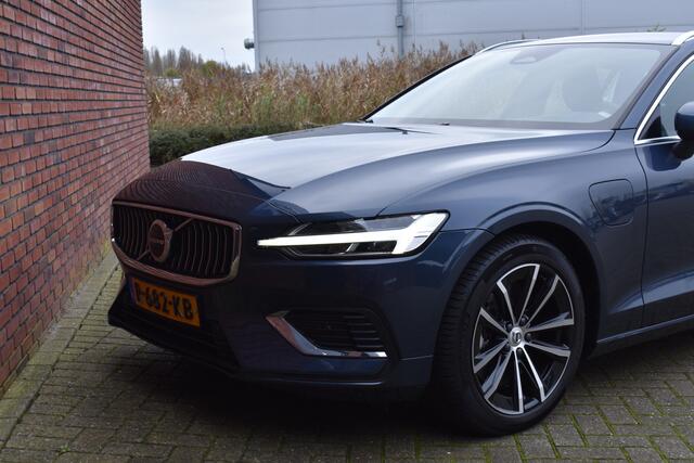 Volvo V60 T6 Recharge 350PK AWD Plus Bright Long Range | Climate | Lighting |