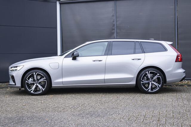 Volvo V60 2.0 T6 Plug-in hybrid AWD Ultra Dark