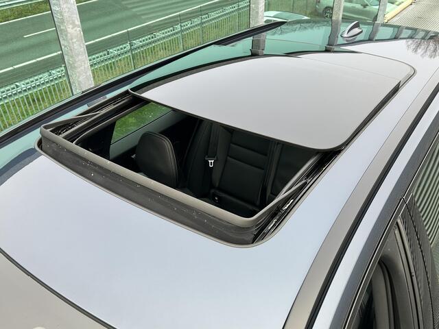 Volvo V60 2.0 T6 Plug-in hybrid AWD Plus Dark , Automaat , Adaptive Cruise , Panoramadak , 360 Camera , Harman/Kardon , Stoel+Stuur+Achterbank Verwarmd , Google , Carplay , BLIS , Pilot Assist , Elek. verstelbare stoelen met geheugen ,