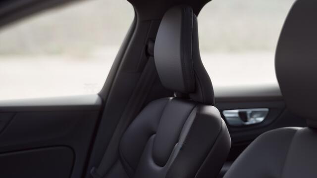Volvo V60 T6 Recharge AWD Plus Bright | Direct uit voorraad leverbaar