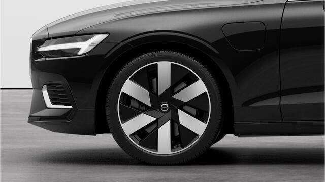 Volvo V60 T6 Recharge AWD Plus Bright | Direct uit voorraad leverbaar