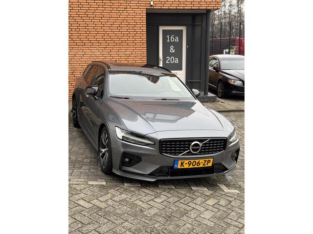 Volvo V60 2.0 B3 R-Design