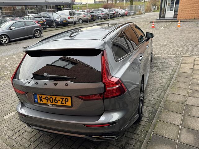 Volvo V60 2.0 B3 R-Design