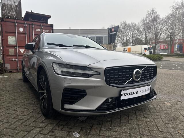 Volvo V60 2.0 T6 Plug-in hybrid AWD Plus Dark / Audio Harman Kardon / Blis / Lichtmetalen velgen 18" /