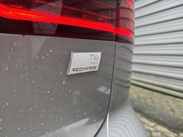 Volvo V60 2.0 T6 Plug-in hybrid AWD Plus Dark / Audio Harman Kardon / Blis / Lichtmetalen velgen 18" /