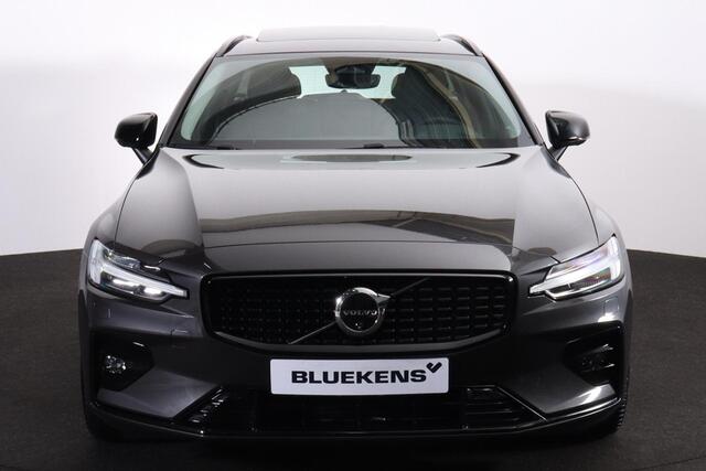 Volvo V60 B3 Plus Dark - Panorama/schuifdak - IntelliSafe Assist - 360º Camera - Harman/Kardon audio - Adaptieve LED koplampen - Verwarmde voorstoelen, stuur & achterbank - Parkeersensoren voor & achter - Elektr. bedienb. voorstoelen met geheugen - Draadloze tel. l