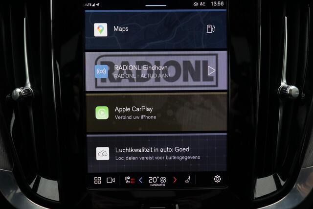 Volvo V60 B3 Plus Dark - Panorama/schuifdak - IntelliSafe Assist - 360º Camera - Harman/Kardon audio - Adaptieve LED koplampen - Verwarmde voorstoelen, stuur & achterbank - Parkeersensoren voor & achter - Elektr. bedienb. voorstoelen met geheugen - Draadloze tel. l