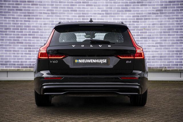 Volvo V60 2.0 B4 Plus Dark | Panorama dak | Adaptieve cruise control | Elektrisch verstelbare voorstoelen | Stoel/stuur verwarming | 19" Velgen |