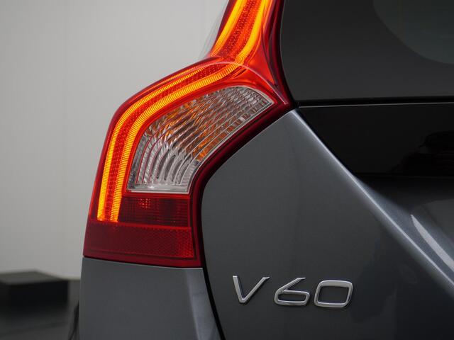 Volvo V60 2.0 T4 Business Sport NAP | Navigatie | Camera | LMV |