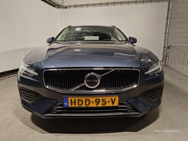 Volvo V60 2.0 B4 211pk Plus Core Edition Aut.155kw Carplay / Adapt.Cruise C./ Elektr.A.Klep / A.Camera / Navigatie Trekhaak af fabriek / Trekgewicht 1800kg