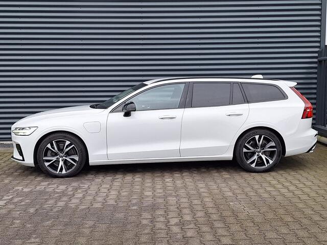 Volvo V60 2.0 T6 Recharge AWD R-Design Plug In Hybrid | PHEV | Carplay | Camera | Navi | Cruise Control | DAB | Spraakbediening |