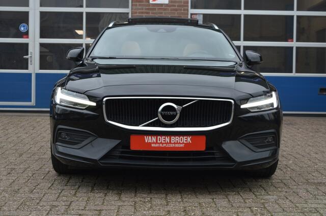 Volvo V60 2.0 T5 Momentum | AUT - PANODAK - NAVI