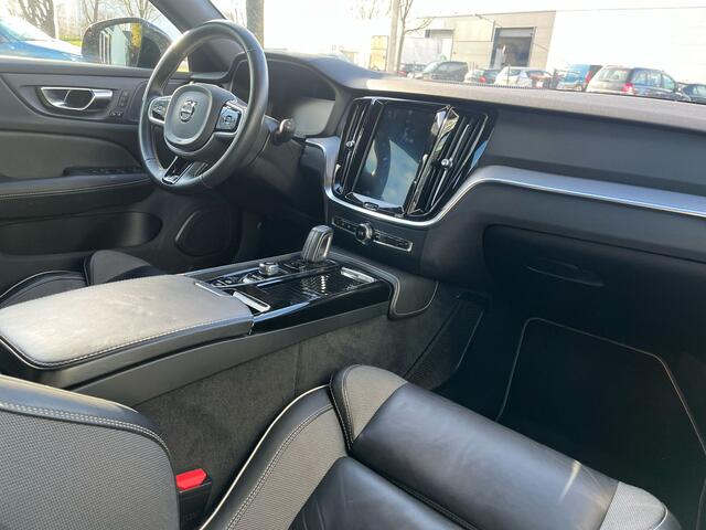 Volvo V60 T8 Twin Engine AWD R-Design | Rijklaarprijs | Harman Kardon |