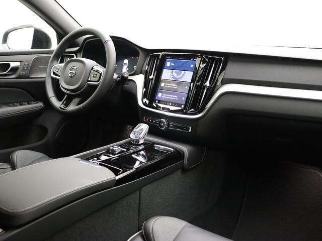 Volvo V60 T6 350pk AWD Plus Dark / 20 Inch / Stylingkit / Heico verlagingset / Elek stoelen / H&K Audio / 360 Camera / Sportstoelen.
