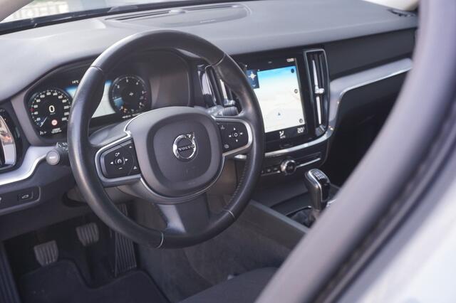 Volvo V60 2.0 D3 Inscription | Harman/Kardon | Camera | Trekhaak | Origineel NL |