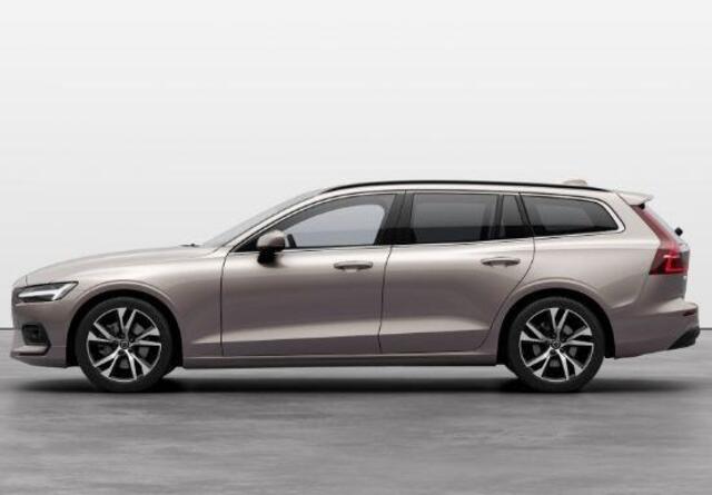 Volvo V60 2.0 B4 Core | Trekhaak | Camera | Navigatie | Adaptive Cruise control