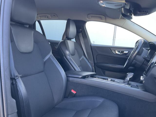 Volvo V60 2.0 T5 Momentum Pro Stoel/Stuurverw. Nav/Cam/DAB SAVILE GREY
