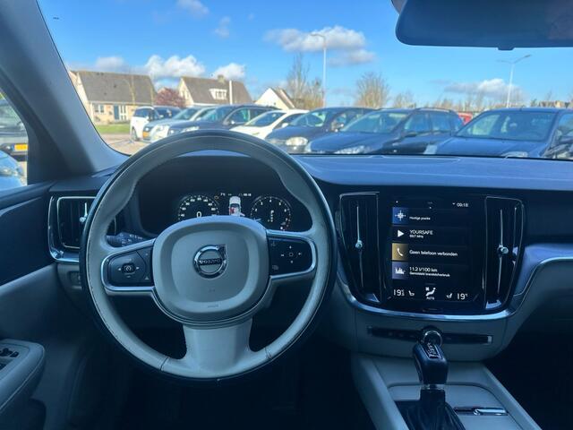 Volvo V60 2.0 T5 Momentum