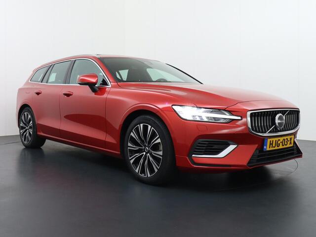 Volvo V60 2.0 T6 Plug-in hybrid AWD Ultimate Bright Long Range/Panodak/Trekhaak/ Camera etc.