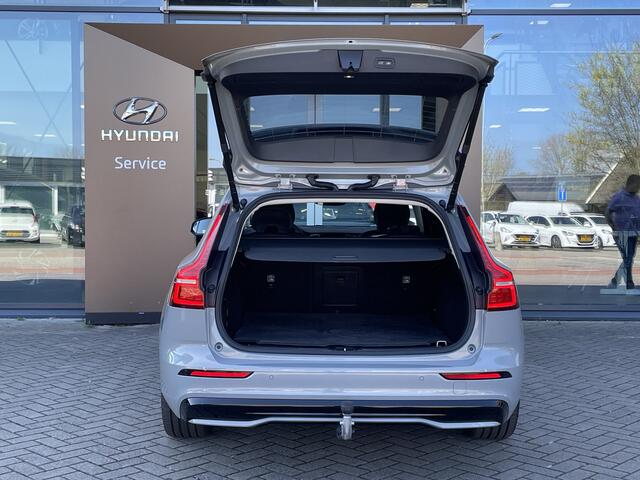 Volvo V60 2.0 T6 Plug-in hybrid AWD Plus Dark | Trekhaak