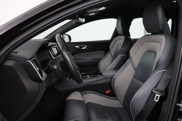 Volvo V60 2.0 T8 Recharge AWD R Design | Stoelverwarming | Harman/Kardon | Camera | Carplay | Memory | Keyless | Half leder | Navigatie | Full LED