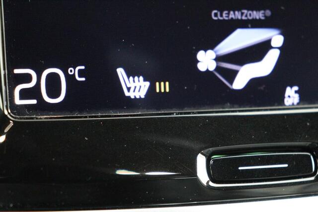 Volvo V60 2.0 T8 Recharge AWD R Design | Stoelverwarming | Harman/Kardon | Camera | Carplay | Memory | Keyless | Half leder | Navigatie | Full LED