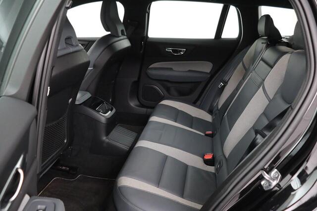 Volvo V60 2.0 T8 Recharge AWD R Design | Stoelverwarming | Harman/Kardon | Camera | Carplay | Memory | Keyless | Half leder | Navigatie | Full LED