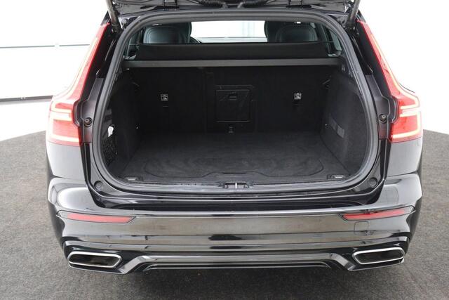 Volvo V60 2.0 T8 Recharge AWD R Design | Stoelverwarming | Harman/Kardon | Camera | Carplay | Memory | Keyless | Half leder | Navigatie | Full LED