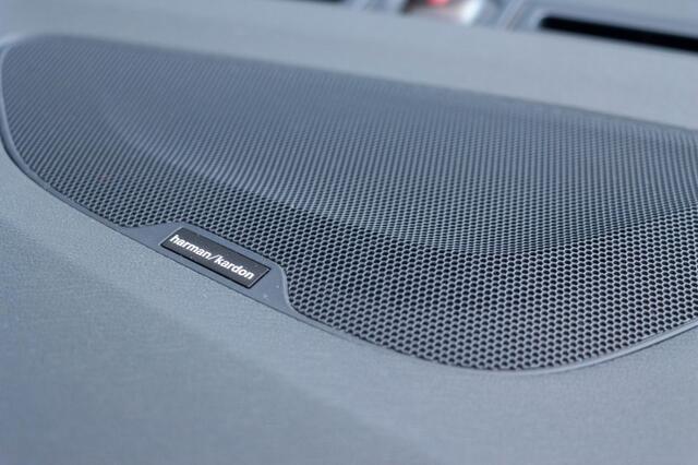 Volvo V60 2.0 D4 Polar+ Dynamic Aut. | Leder | Harman