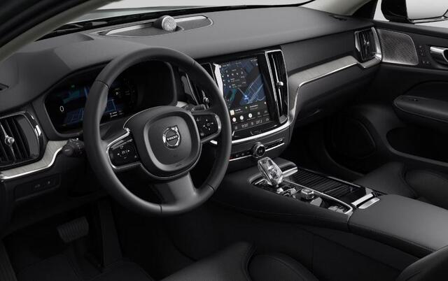 Volvo V60 2.0 T6 Plug-in hybrid AWD Plus Dark | 2026 | Lounge | Bowers & Wilkins | Panorama Schuifdak | Massage | Stoel verwarming + Koeling |