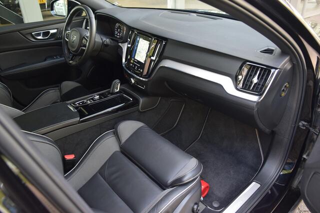 Volvo V60 2.0 T6 Recharge AWD R-Design met Pano/Camera/Nav