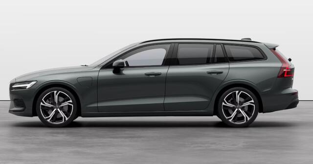 Volvo V60 2.0 T6 Plug-in hybrid AWD Essential | Climate | Driver Assist | Leder| getint glas | 19" | Forest Lake | MY 2026
