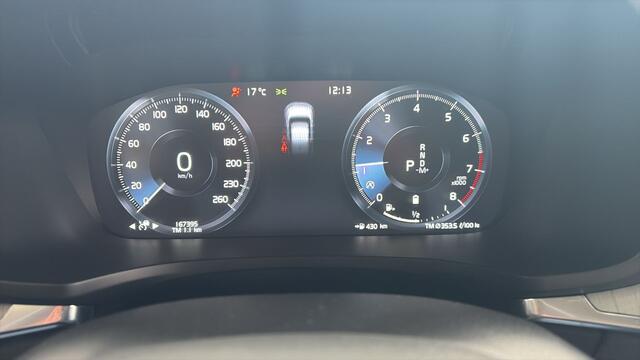 Volvo V60 BWJ 2022 2.0 B3 Inscription AUTOMAAT / WEGKL. TREKHAAK / LEDER / STOEL & STUUR VERW. / MEMORYSTOELEN ELEKTRISCH / SCHUIF PANODAK / DAB+ / FULL LED / CAMERA / PDC / NAVI / CLIMA
