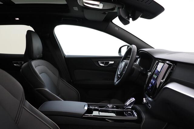 Volvo V60 T6 PLUG-IN HYBRID AWD PLUS DARK -PANO.DAK|HK-AUDIO|360°CAM|BLIS|TREKHAAK