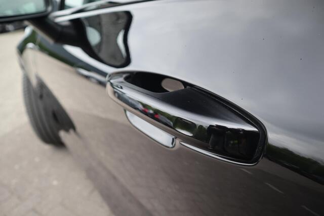 Volvo V60 2.0 T6 Plug-in hybrid AWD Plus Dark Harman Kardon | Panorama | 360-camera |