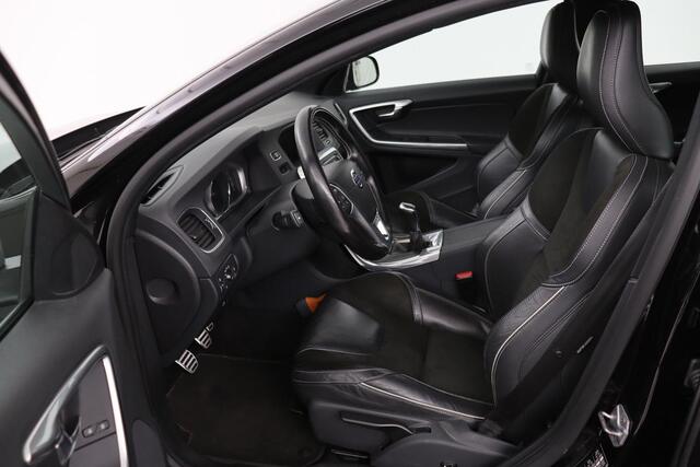 Volvo V60 2.0 T3 R-Design | Dealer onderhouden | Stoelverwarming | Xenon | Trekhaak | Navigatie | Leder/Alcantara | Parkeerhulp | Bluetooth | Cruise control
